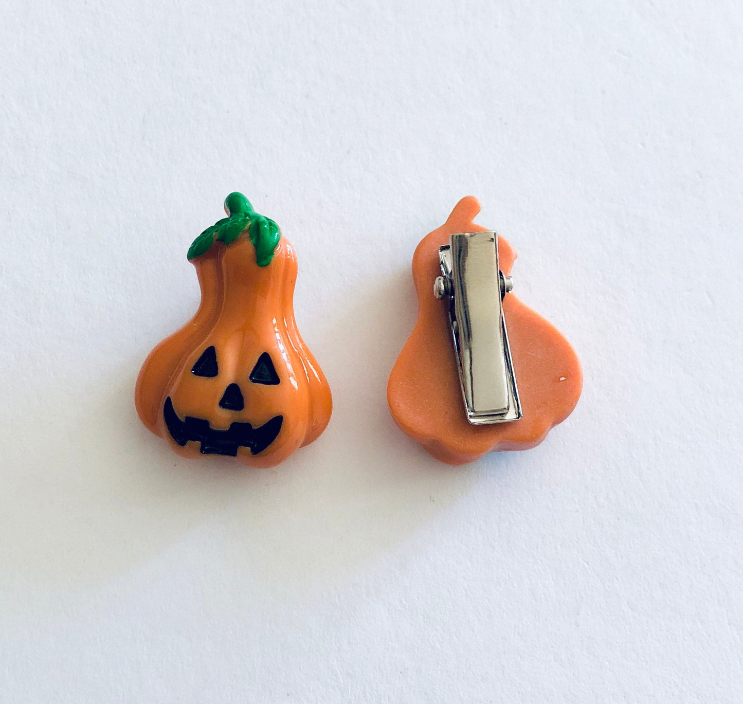 Halloween Mini Orange Gourd Pumpkin Hair Clips, Witchy Woman Halloween Hair Clips