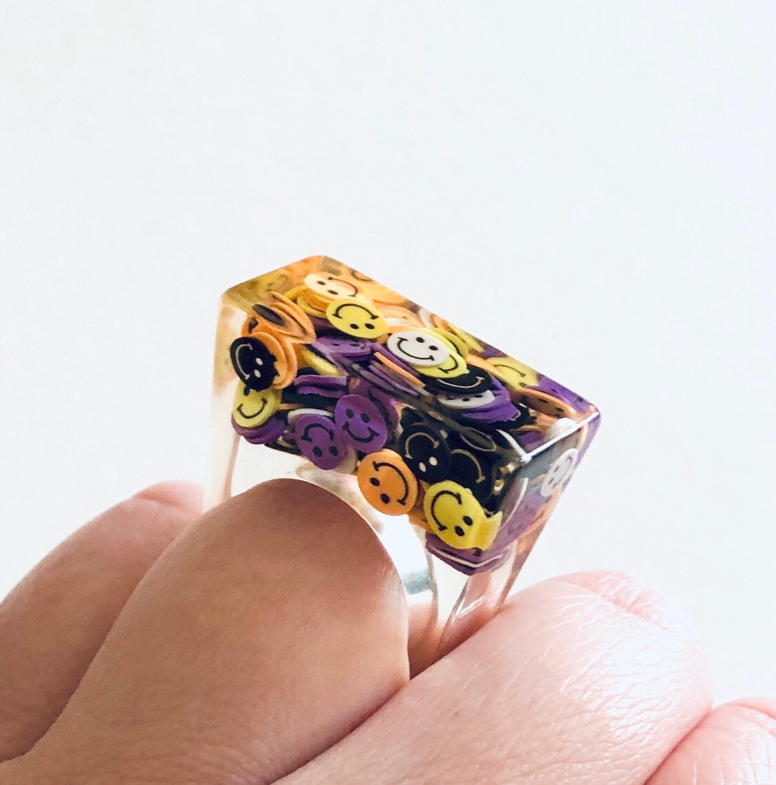 Oblong Retro Style Chunky Smiley Face Ring, Resin Ring with Polymer Clay Happy Faces Y2K Aesthetic