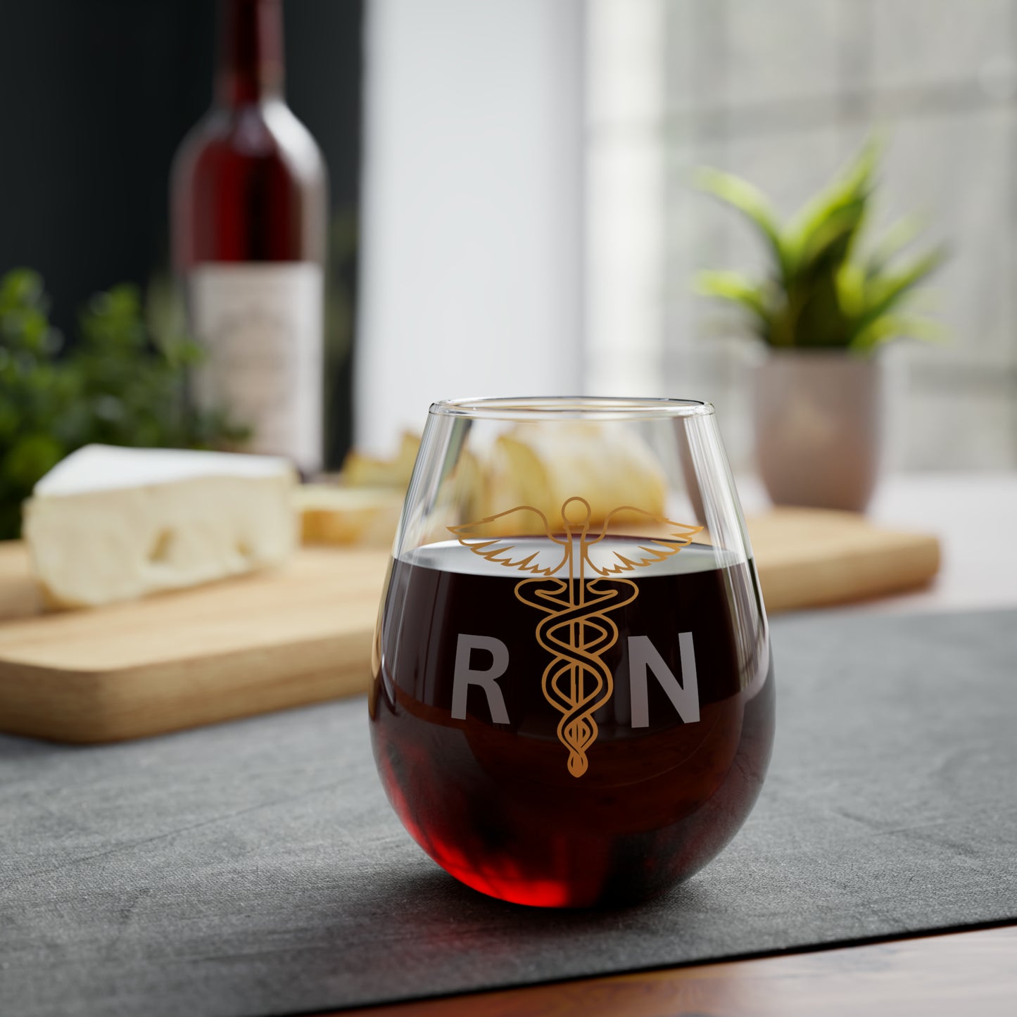 RN Wine Glass, Registered Nurse Wine Glass, Nurse Stemless Wine Glass, RN Gift, Nurse Gift Idea, Nurse Graduation Gift, RN Graduate Gift