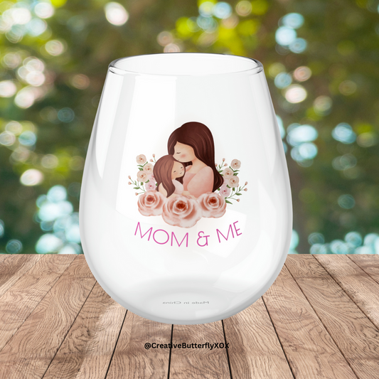 Mom Wine Glass, Gift For Mom, Mom & Me Wine Glass, Birthday Gift For Mom, Mothers Day Gift, Mom Stemless Wine Glass, Christmas Gift Mom