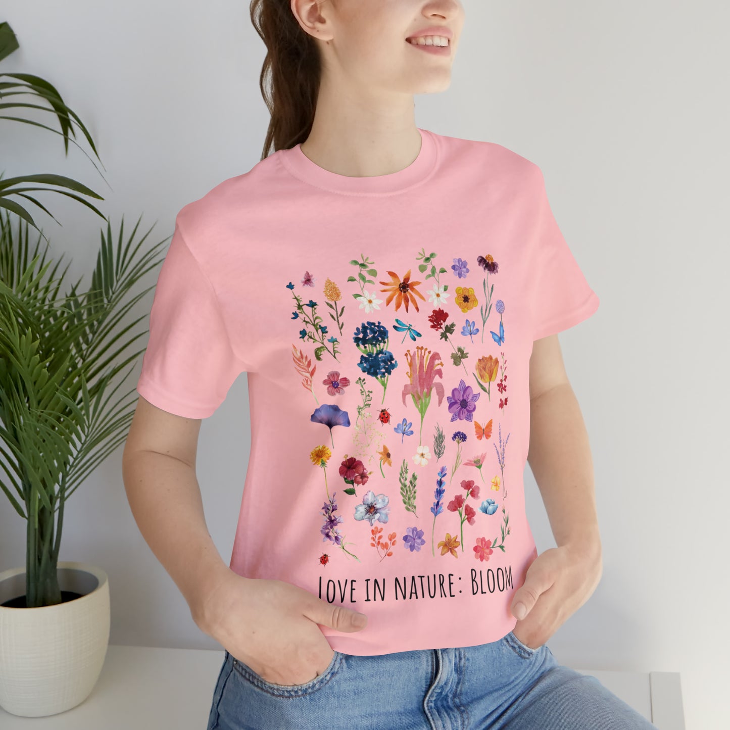 Wildflowers T-shirt, Love in Nature Bloom Tshirt, Retro Design Floral Shirt, Unisex Tee, Hippie Hippies Shirt, Color Options Available