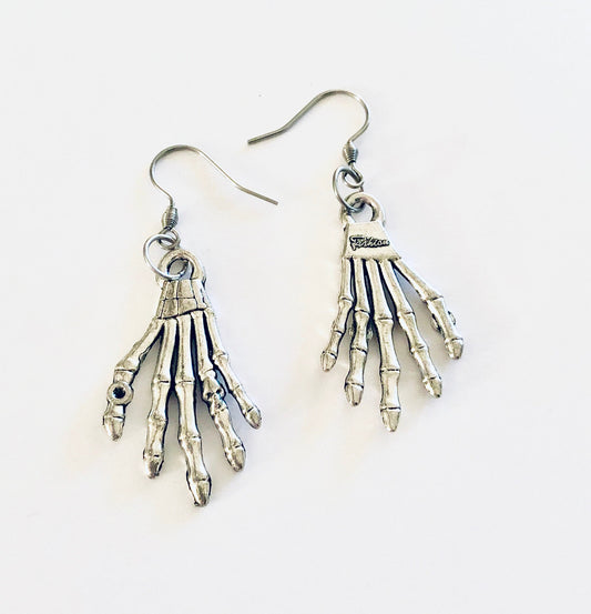 Skeleton Hands Earrings, Spooky Bones Halloween Earrings, Skeleton Earrings, Goth Gothic Girl Aesthetic Silver 666