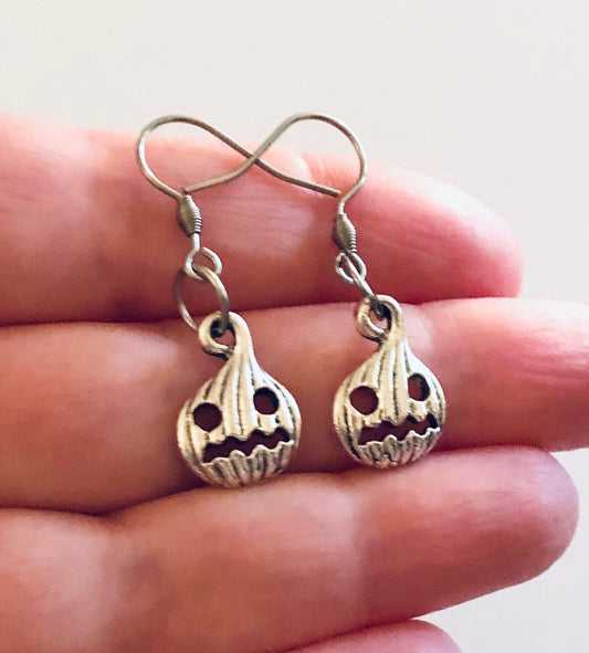 Pumpkin Earrings, Silver Mr Pumpkin Face Earrings, Halloween Witchy Woman Aesthetic, Wicca Wiccan Pagan, Fish Hooks