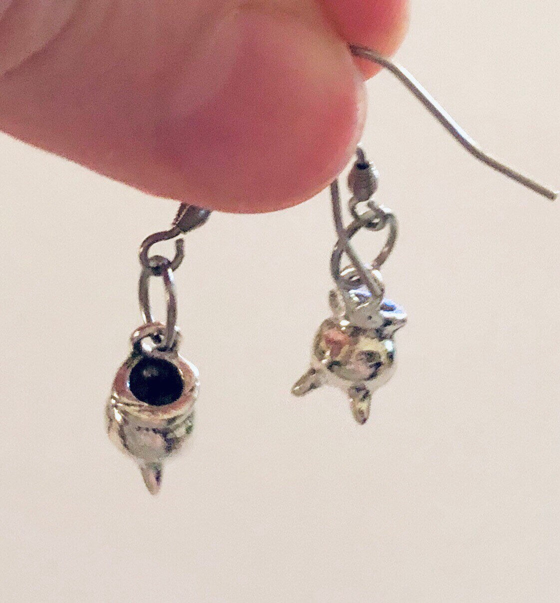 Witches Cauldron Earrings, Wicca Wiccan Pagan Witchy Woman Jewelry, Halloween Cauldron Earrings Spells Potion Magic Witchcraft