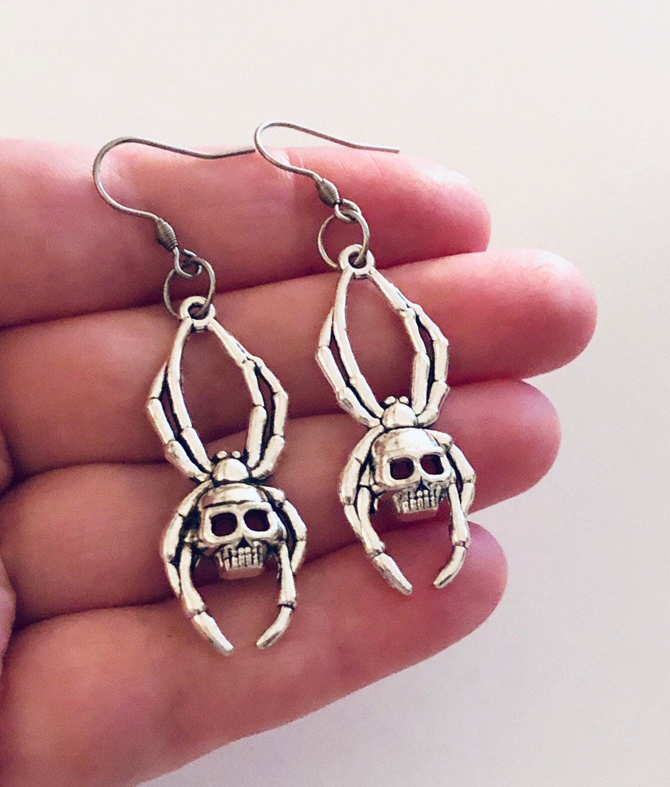 Spider Skull Earrings, Spider Earrings, Skull Earring, Death Skull, Spooky Horror Skeleton 666 Halloween Goth Gothic