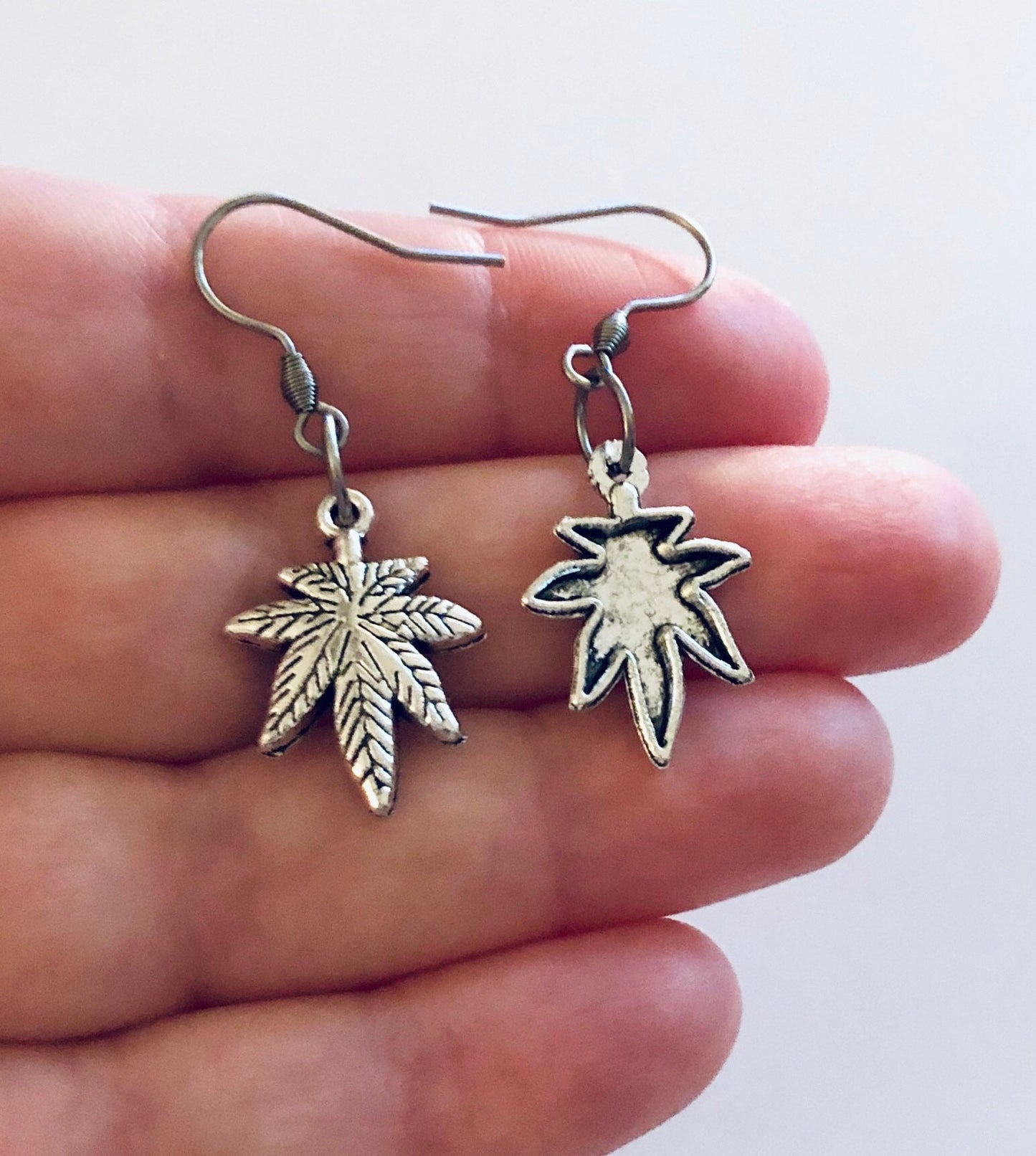 Weed Earrings, Marijuana Earrings, Cannabis Earrings, Hemp Pot Grass Leaf Nature Healing Herb Herbal Hippie Hippy Bobo Bohemian Festival