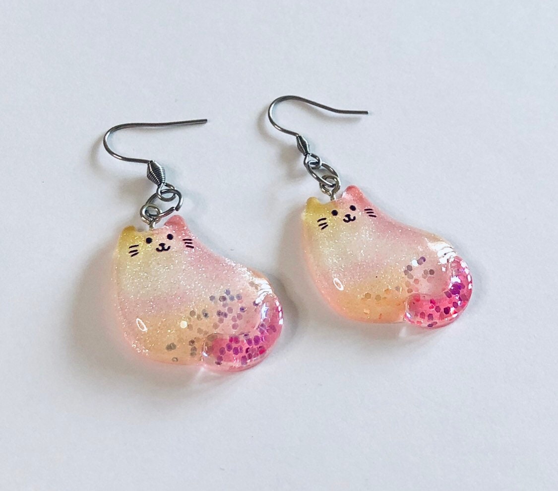 Resin Cat Earrings with Glitter Confetti Flakes Inside, Cute Cat Earrings Drop Dangle Resin Jewelry, Cat Mom Kitty Cat