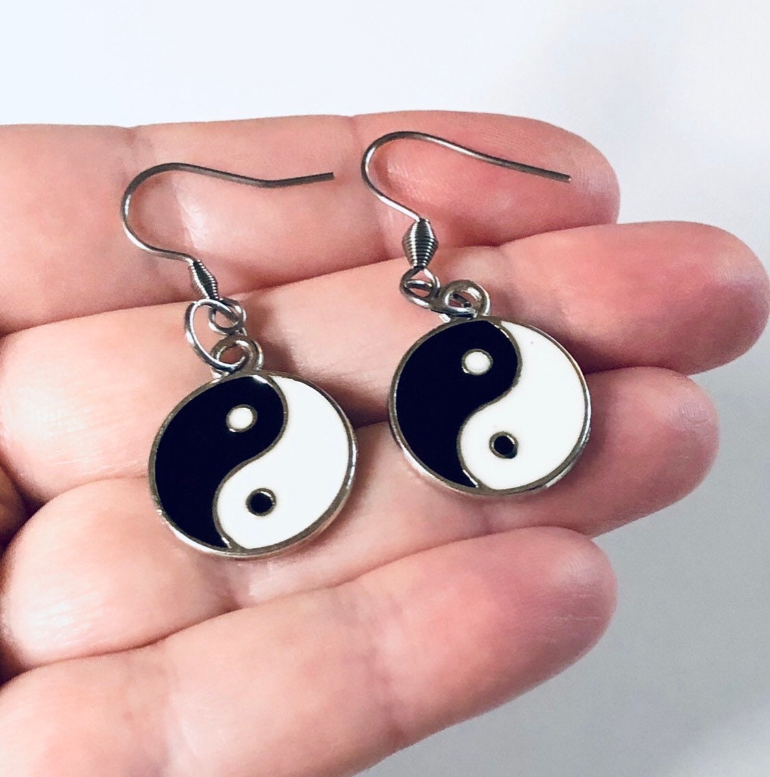 Yin & Yan Earrings, Black and White Enamel Duality Yin And Yang Earring, Taoism Occult Esoteric Laws of Nature, Wicca Bohemian Boho Hippie