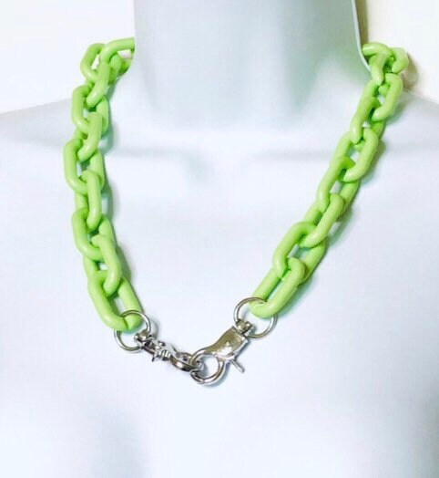 Unisex Green Chunky Wallet Chain or Necklace, Mall Goth Babe Gothic Girl Indie Aesthetic Punk Skater Chick Fashion Accessory