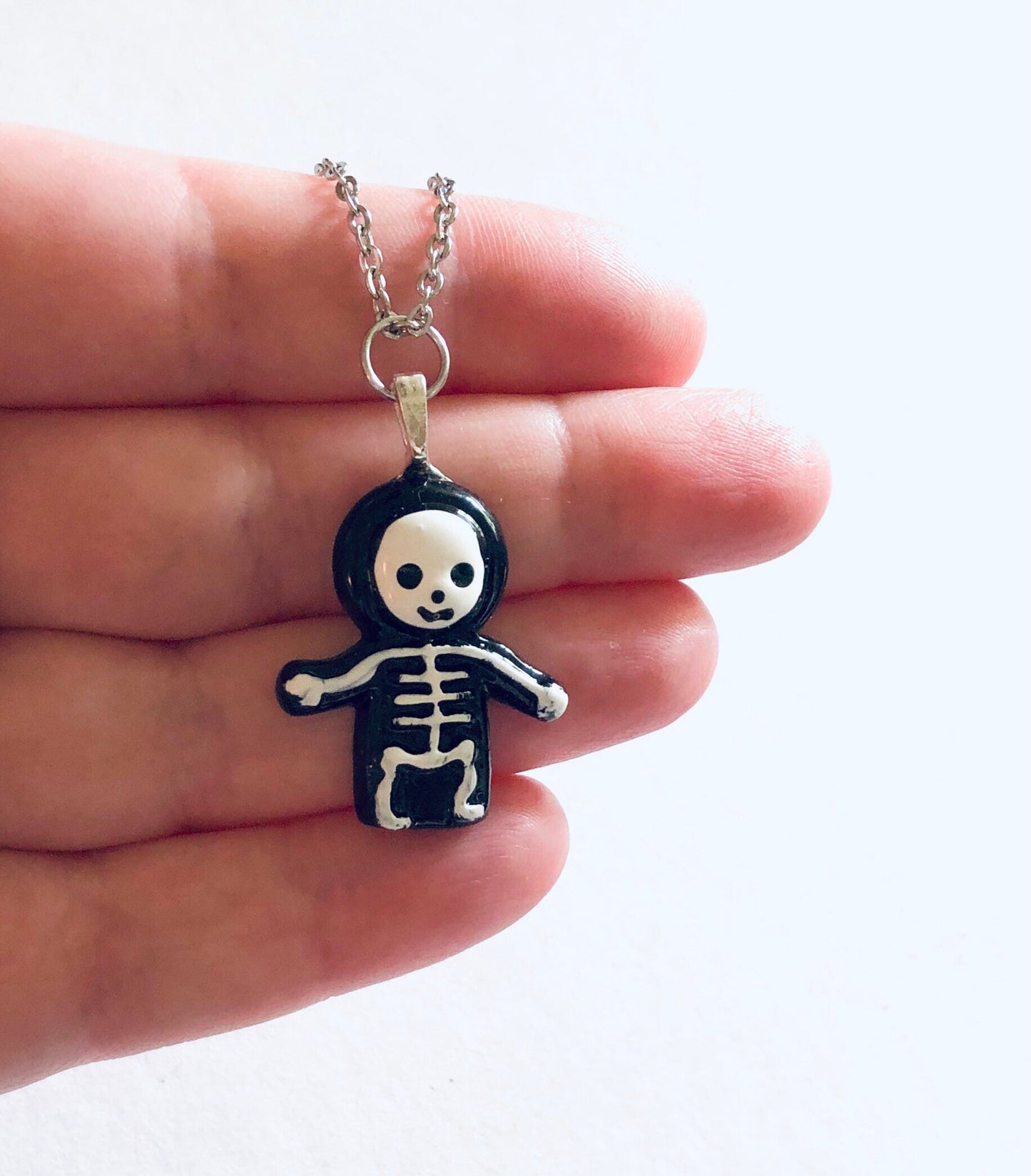 Cute Skeleton Necklace, Halloween Necklace, Spooky Cute Mall Goth Aesthetic Jewelry Gothic Girl