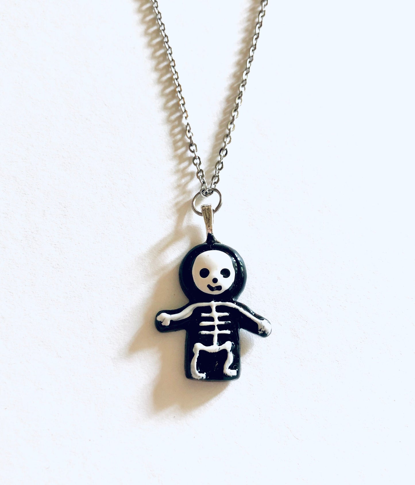 Cute Skeleton Necklace, Halloween Necklace, Spooky Cute Mall Goth Aesthetic Jewelry Gothic Girl