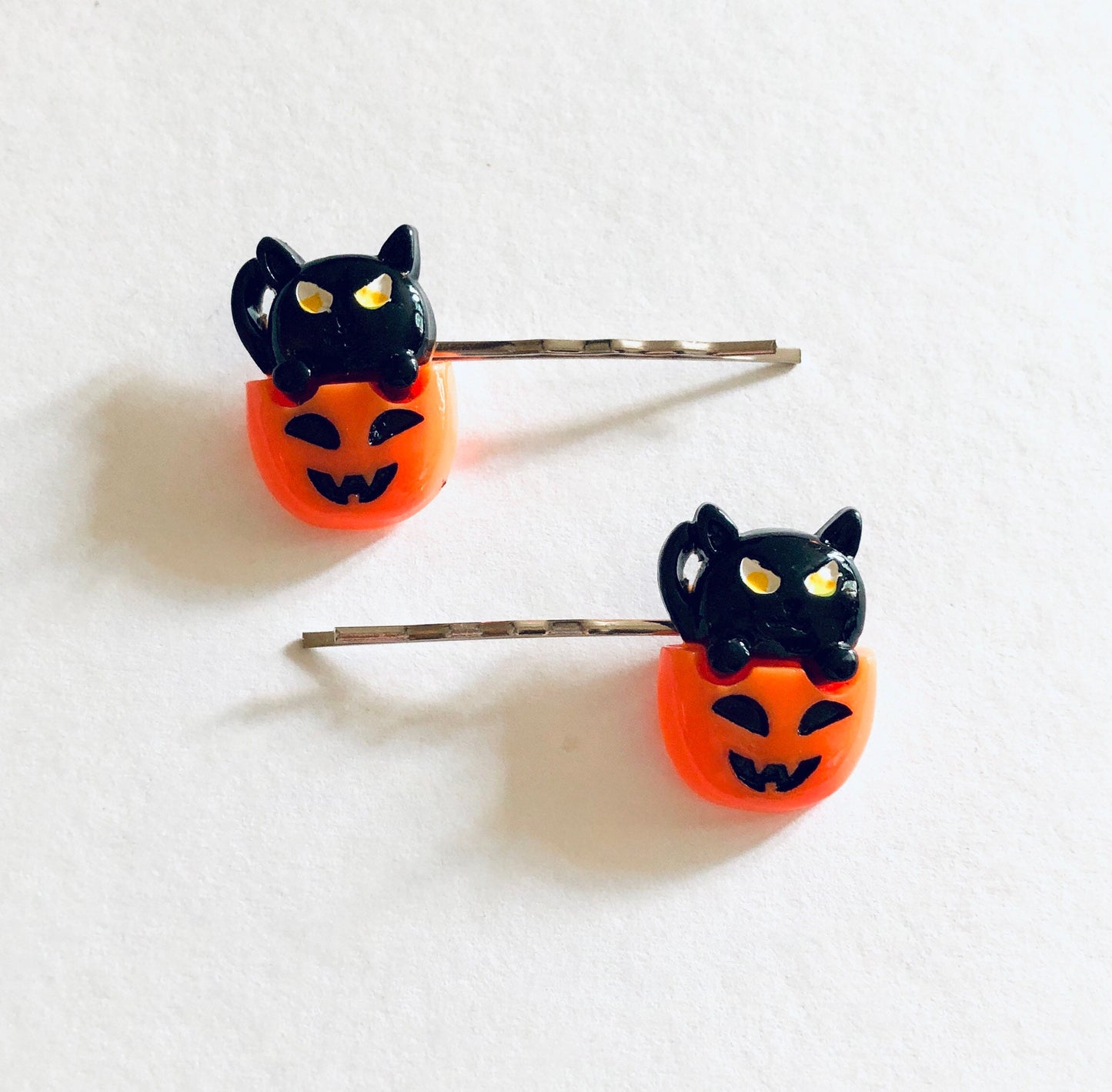 Set of 2 Black Cat Pumpkin Hair Clips Bobby Pins, Halloween Hair Clips