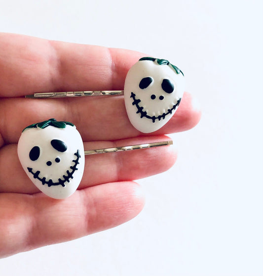 Skull Hair Clips, Strawberry Skulls Bobby Pins, Spooky Halloween Hair clips Set of 2