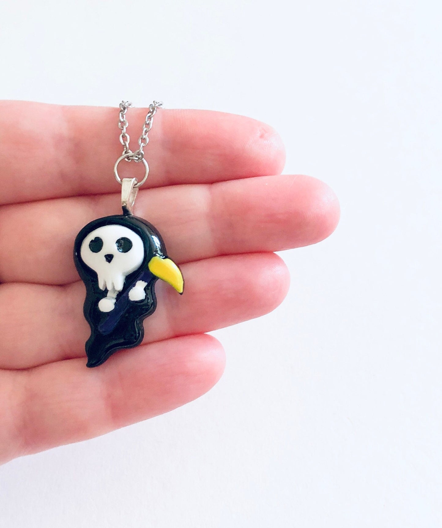 Resin The Grim Reaper Necklace, Cute Spooky Death Skeleton Halloween Jewelry, Mall Goth Girl