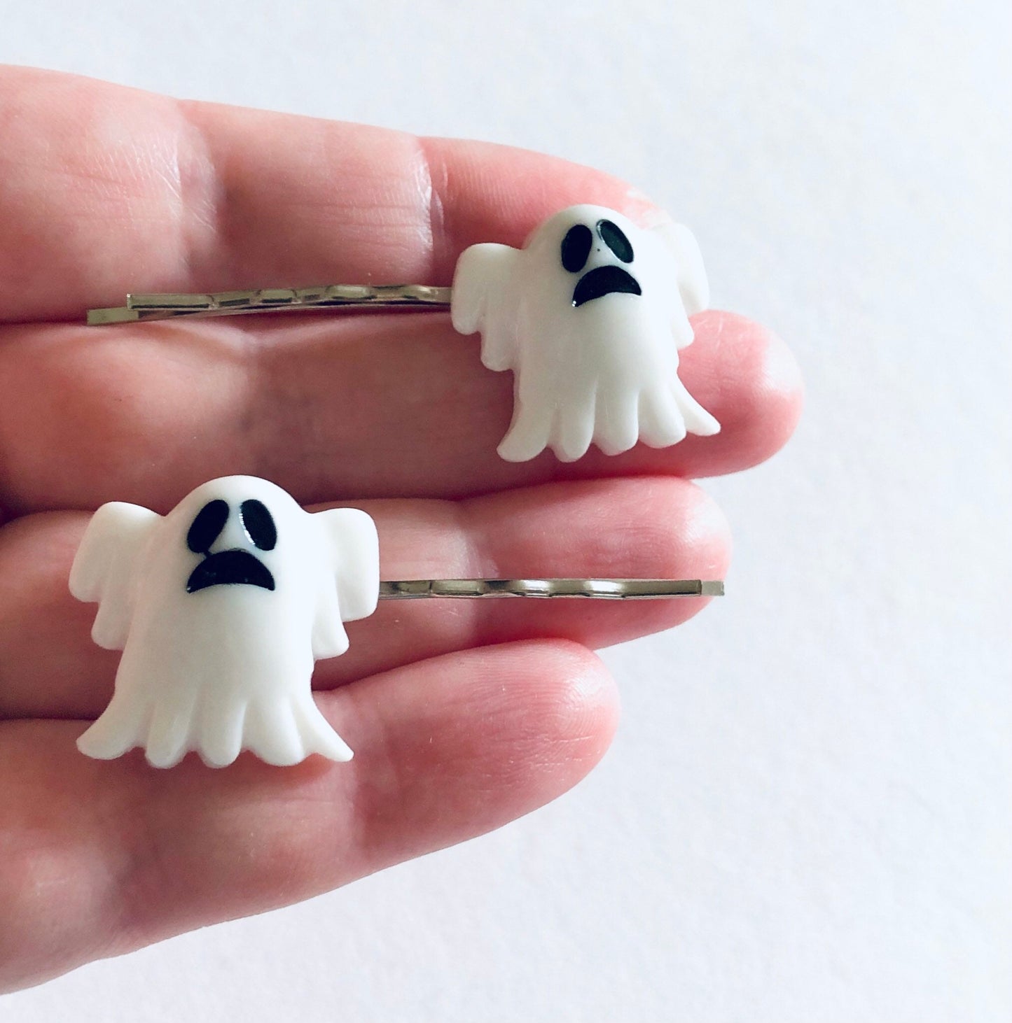 White Ghost Hair Clips, Halloween Hair Accessories, Ghosts Bobby Pins Set of 2