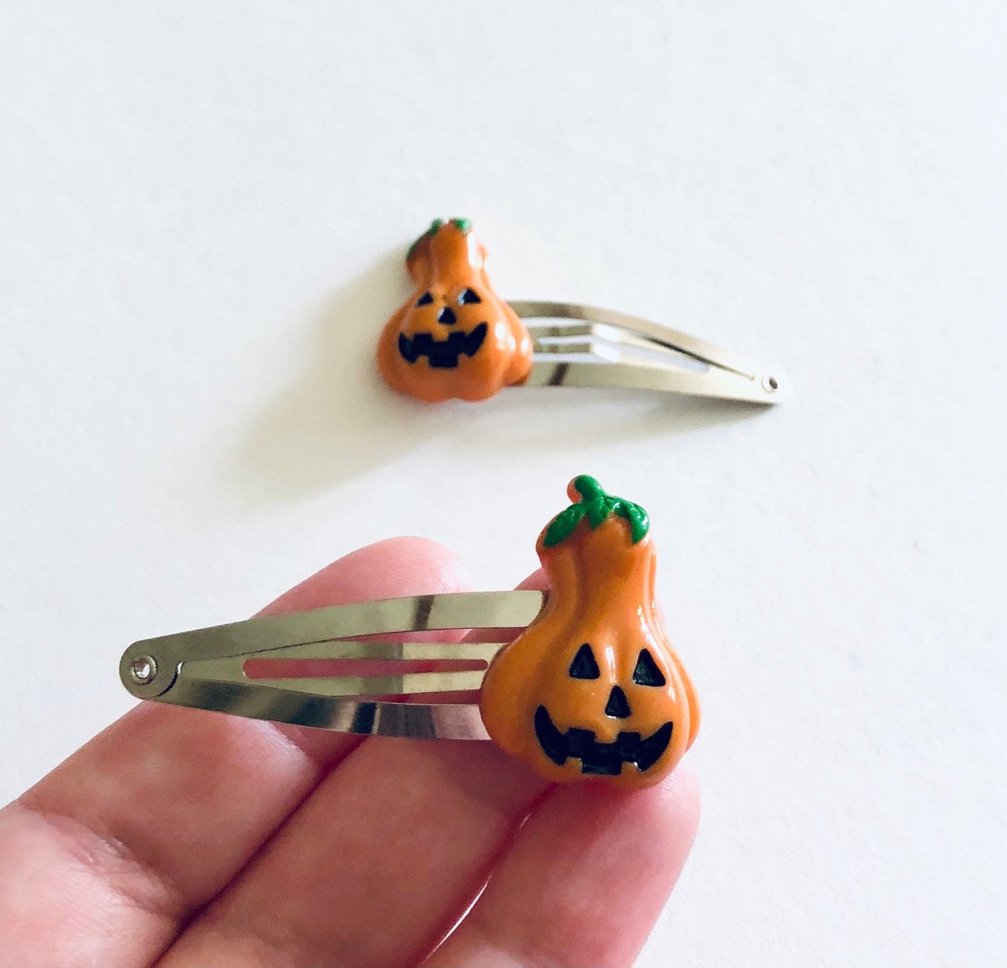 Orange Gourd Pumpkin Hair Clips, Snap Clips Halloween Jack O Lantern