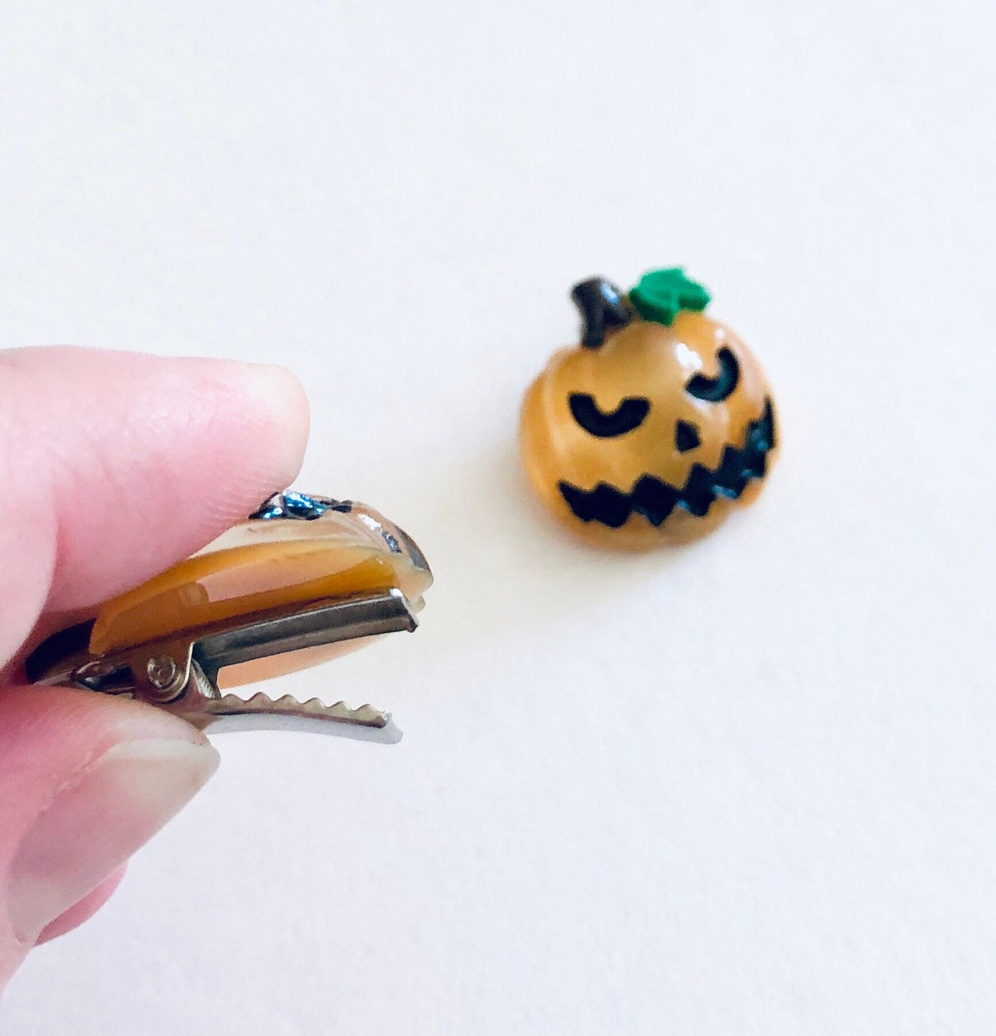 Mini Pumpkin Hair Clips Set of 2, Alligator Clips, Halloween Hair Clips Accessories