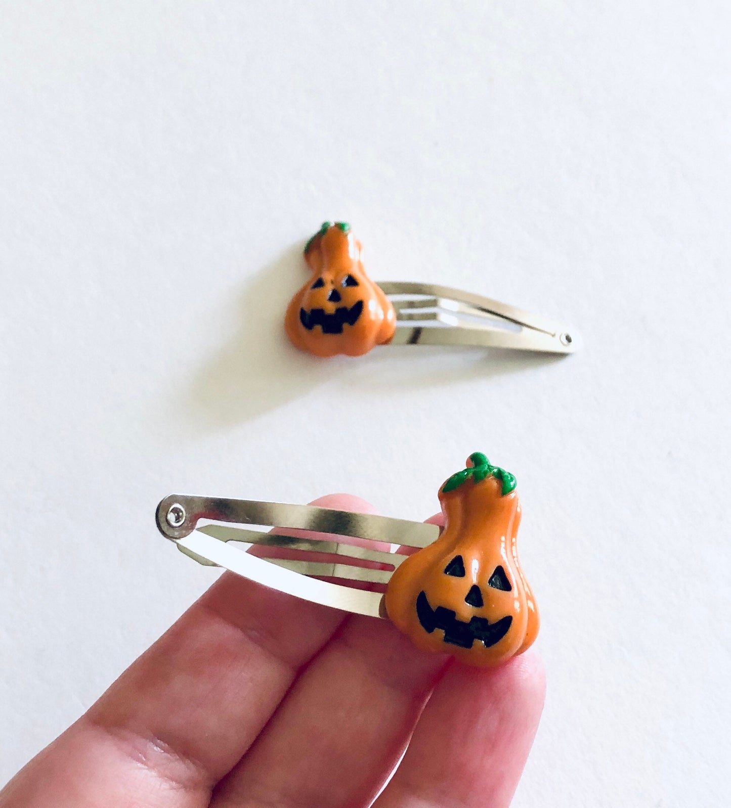 Orange Gourd Pumpkin Hair Clips, Snap Clips Halloween Jack O Lantern