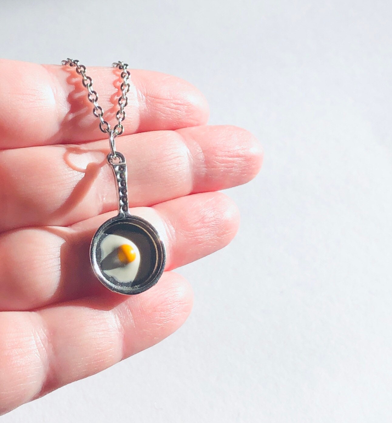 Egg Necklace, Silver Frying Pan Egg Necklace, Fried Egg Necklace, Funny Novelty Christmas Gift Necklace, Cook Chef Cooking