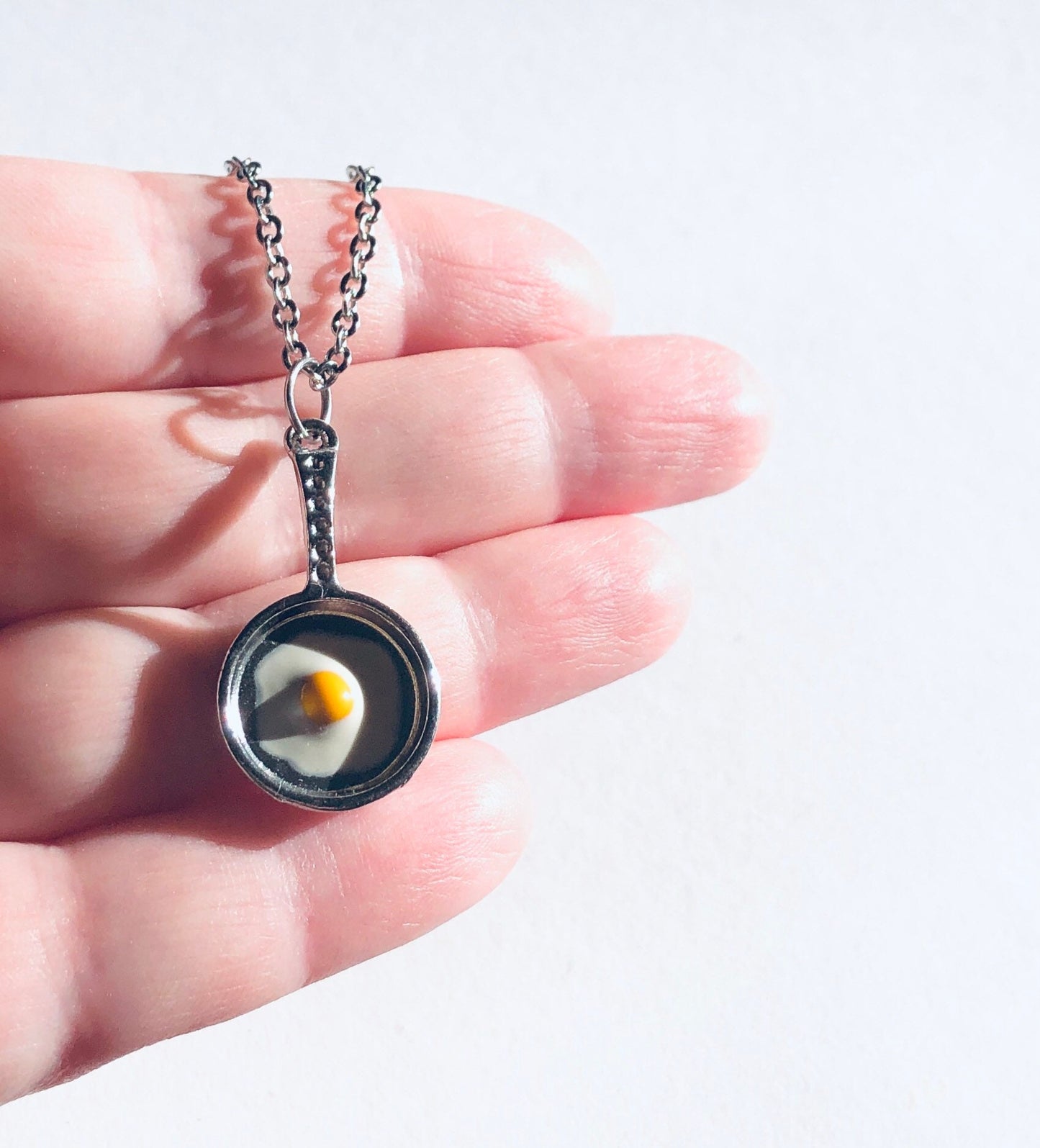 Egg Necklace, Silver Frying Pan Egg Necklace, Fried Egg Necklace, Funny Novelty Christmas Gift Necklace, Cook Chef Cooking