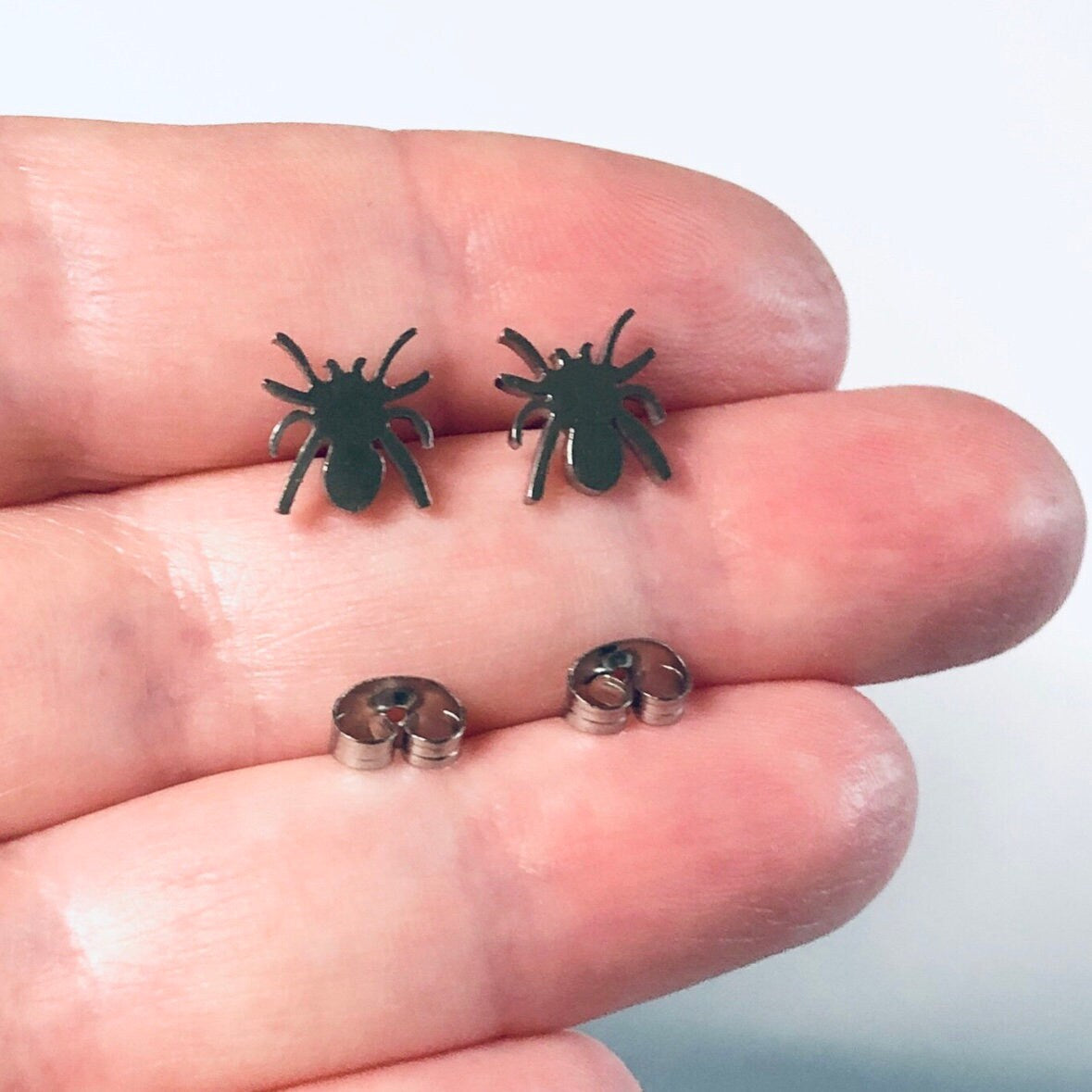 Silver Spider Stud Earrings, Spider Earrings Stainless Steel, Mall Goth Gothic Girl Punk Aesthetic, Halloween Earrings, Creepy Crawly Bug