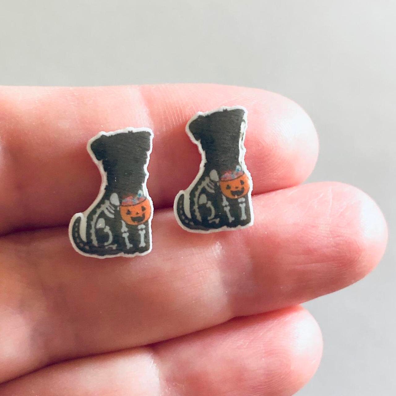 Scottish Terrier Stud Earrings, Cute Scotty Dog Earrings in Skeleton Halloween Outfit & Pumpkin, Scotty Dog Studs