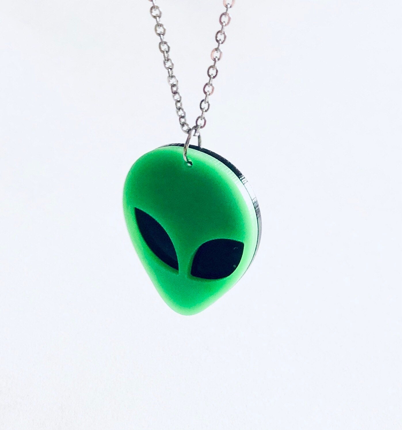 Green Alien Necklace, Retro Space Aliens Necklace, Y2K Kidcore Aesthetic