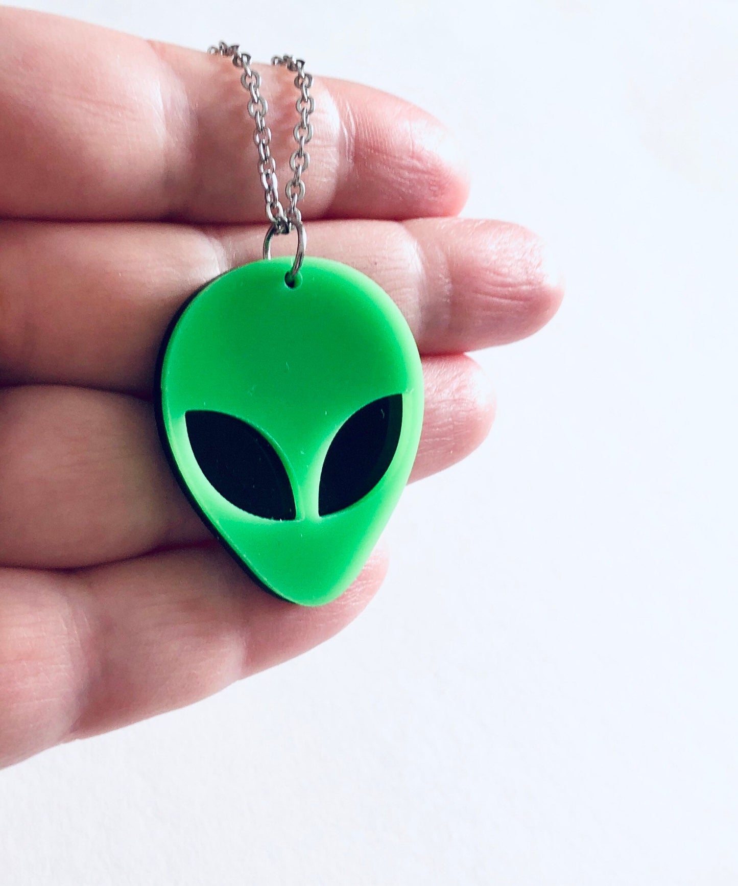 Green Alien Necklace, Retro Space Aliens Necklace, Y2K Kidcore Aesthetic