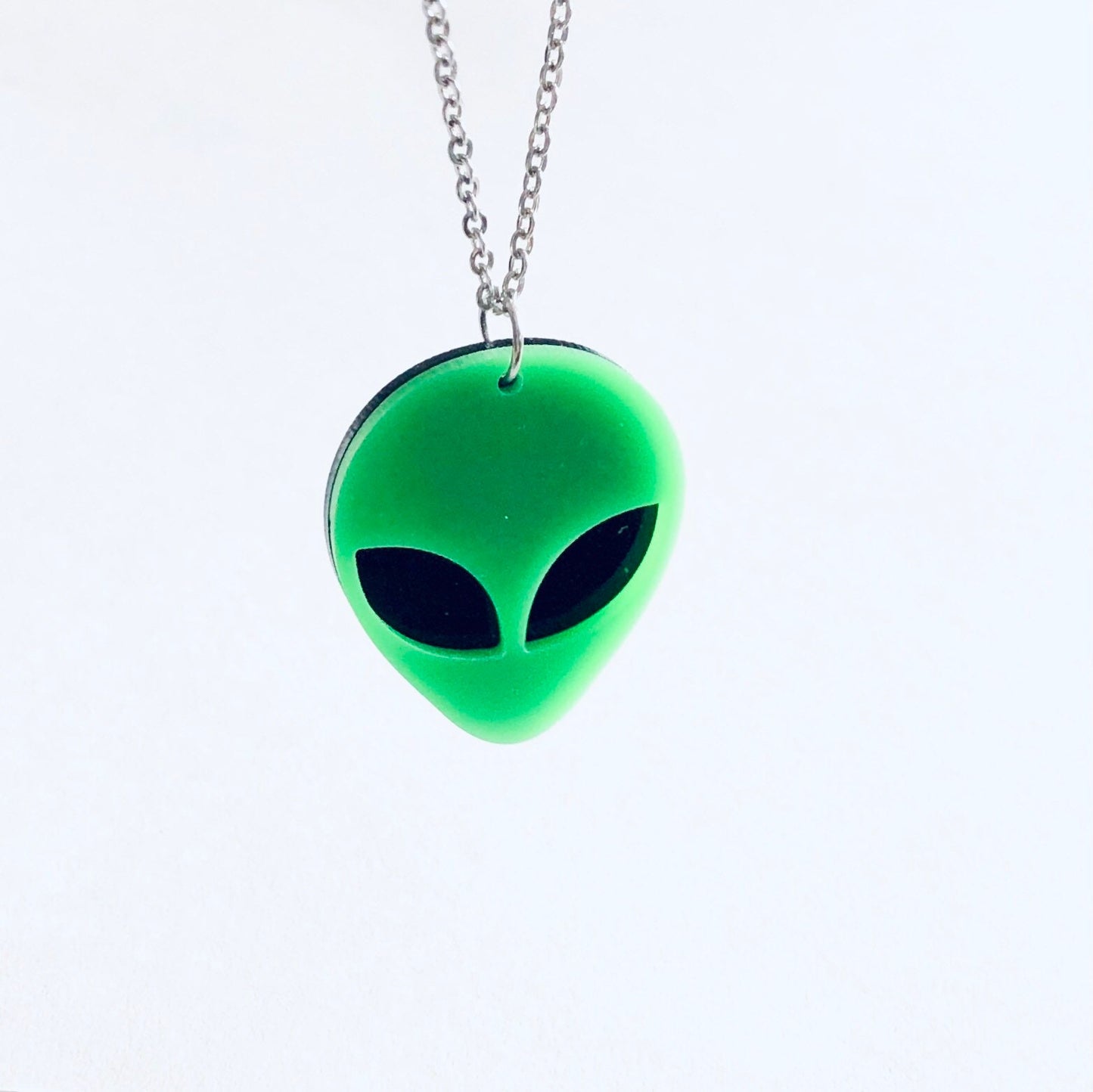 Green Alien Necklace, Retro Space Aliens Necklace, Y2K Kidcore Aesthetic