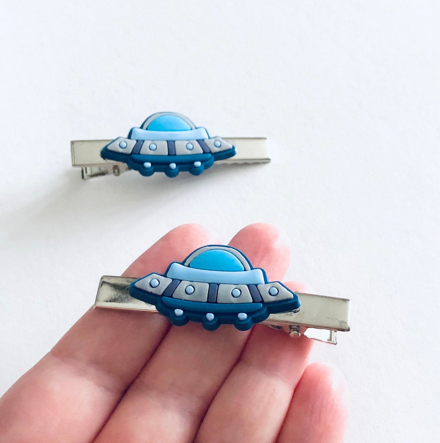 Spaceship Hair clips, UFO Flying Saucer Astronaut Hair Clips Barrettes Alien Hair Accessories, Moon Man