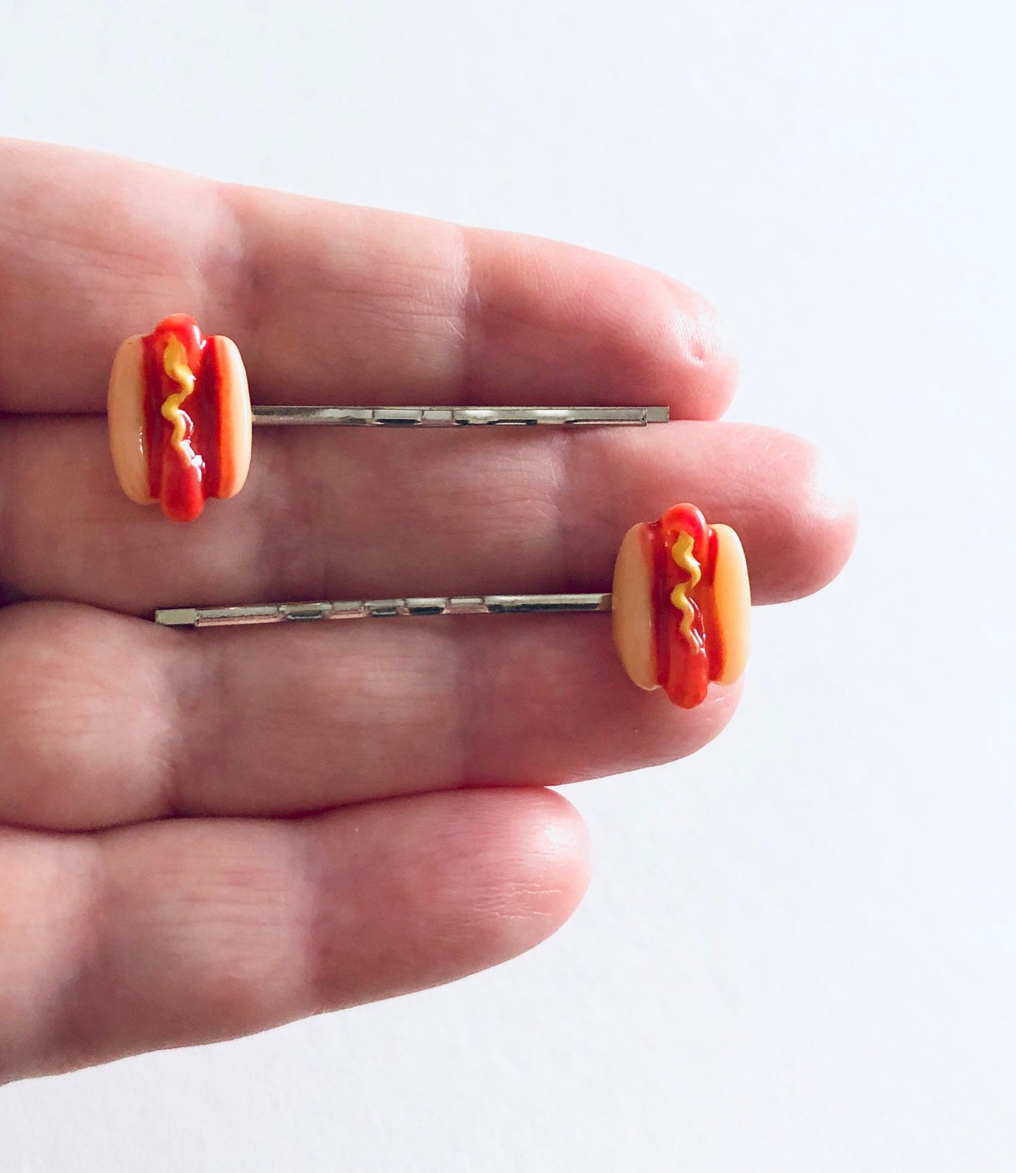 Hot Dogs Bobby Pins, Miniature Food Hair Clips, Kawaii Hair Accessories Hot Dog in Bun with Mustard