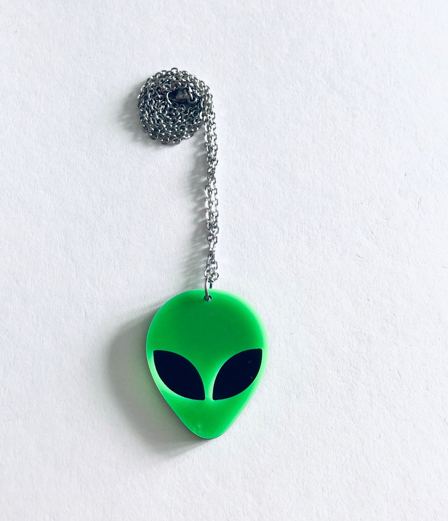 Green Alien Necklace, Retro Space Aliens Necklace, Y2K Kidcore Aesthetic