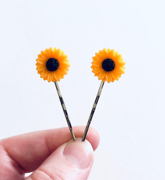 Yellow Sun Flower Hair Clips, Flower Bobby Pins, Cottage Sun Flowers Hair Clips, Feminine Floral Spring Hair Accessories, Cottagecore