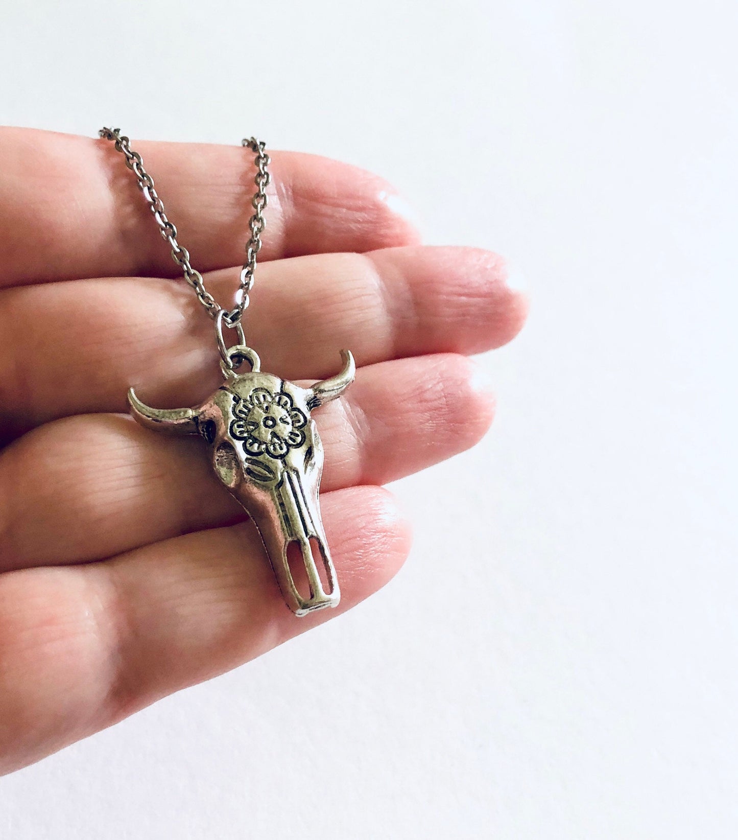 Boho Bull Skull Necklace, Hippie Bull Horns Necklace, Bull Skeleton Necklace