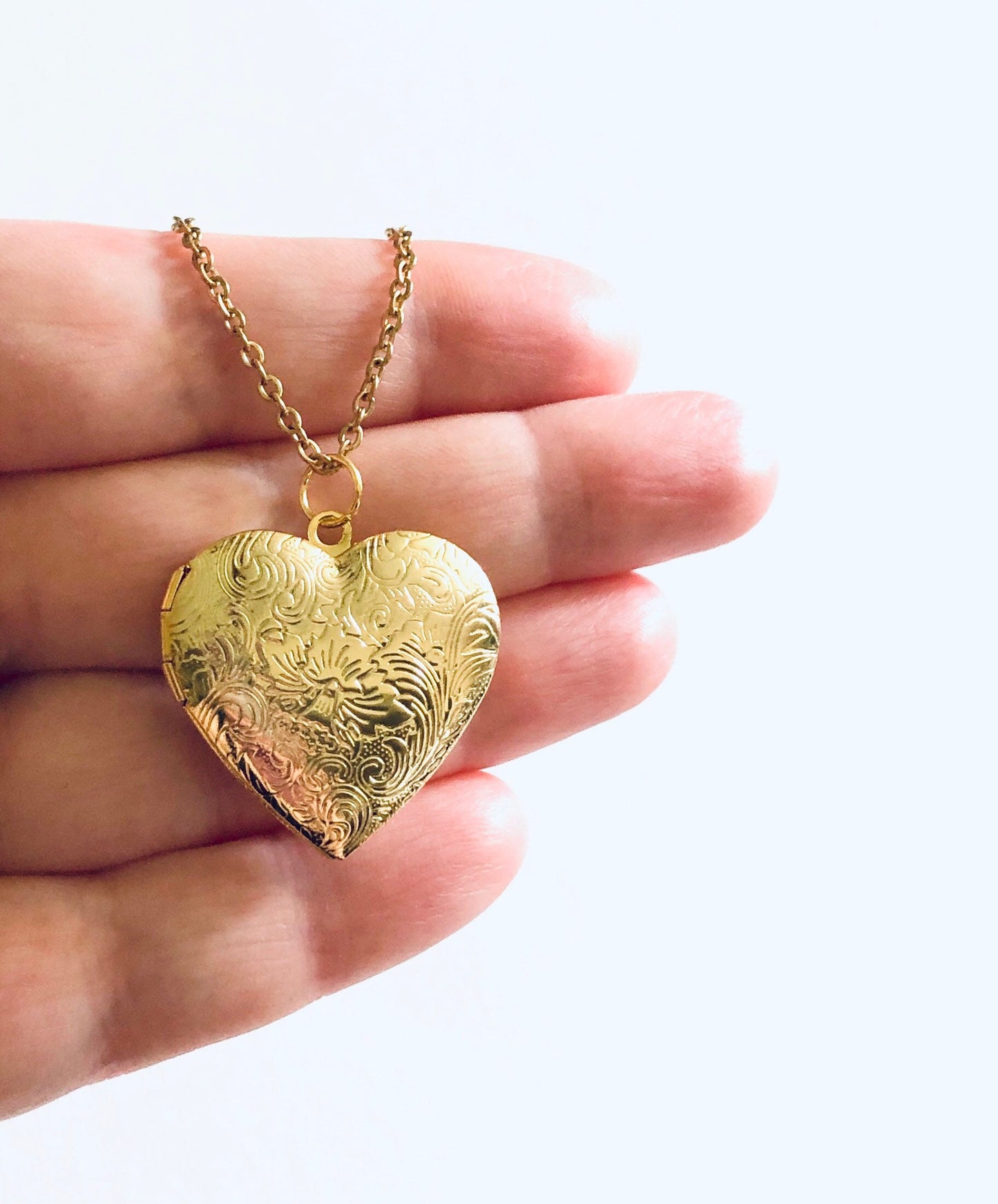 Gold Heart Locket Necklace on Gold Plated Chain, Real Locket, Gift For Her, Girlfriend Mom Birthday Gift