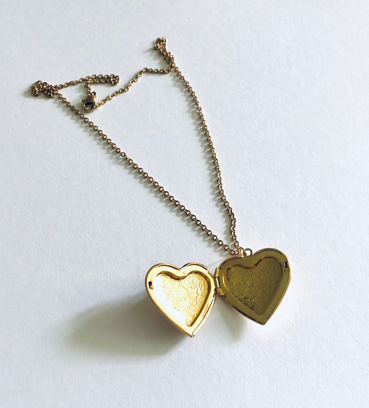 Gold Heart Locket Necklace on Gold Plated Chain, Real Locket, Gift For Her, Girlfriend Mom Birthday Gift