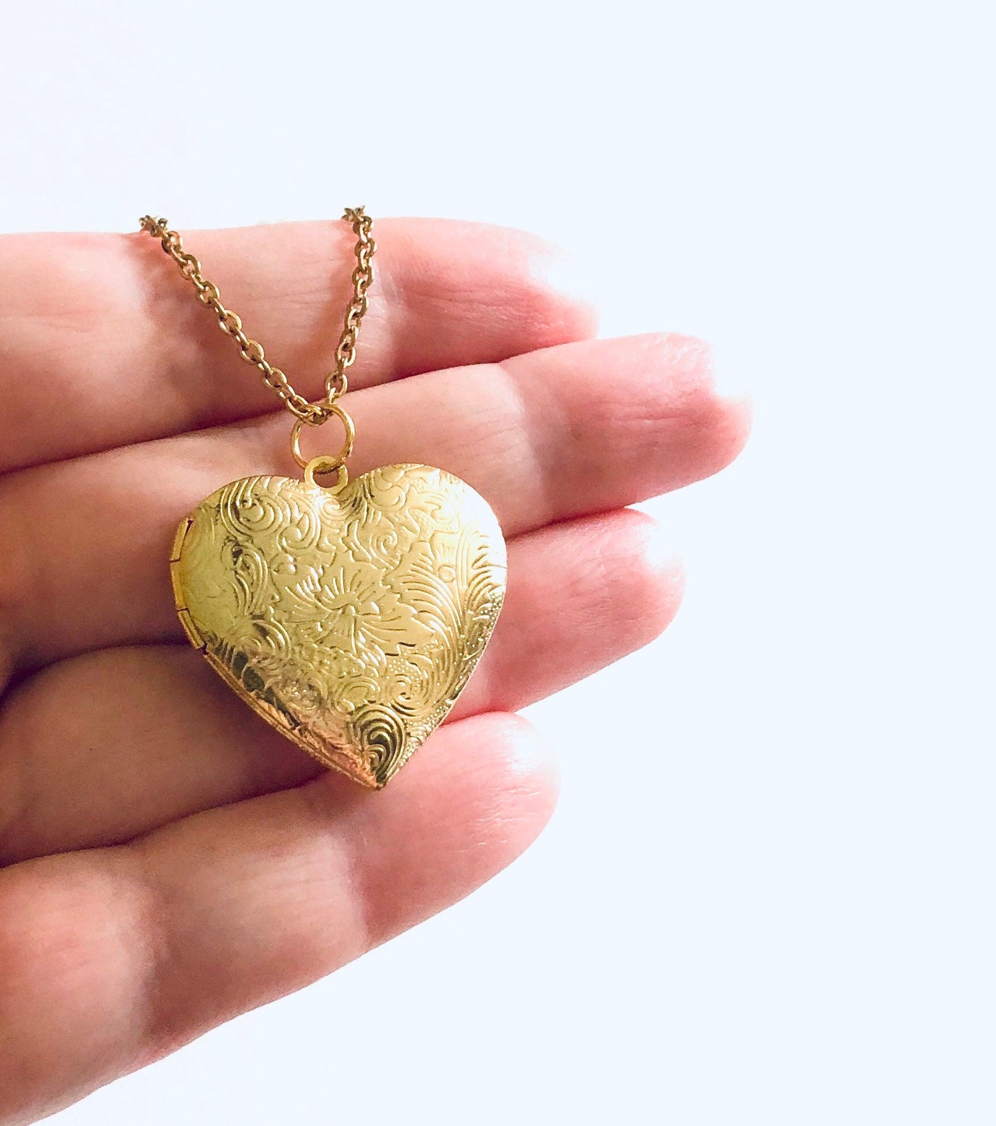 Gold Heart Locket Necklace on Gold Plated Chain, Real Locket, Gift For Her, Girlfriend Mom Birthday Gift