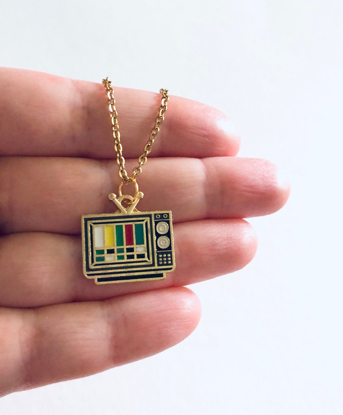 Retro TV Necklace, Old Fashioned Vintage Style Television Necklace, Gold Plated Chain