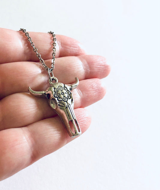 Boho Bull Skull Necklace, Hippie Bull Horns Necklace, Bull Skeleton Necklace