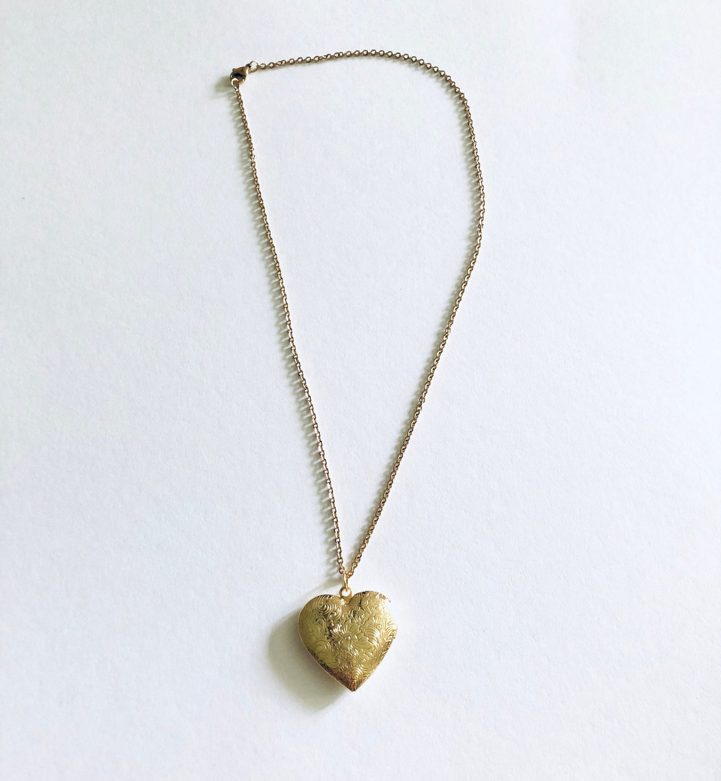 Gold Heart Locket Necklace on Gold Plated Chain, Real Locket, Gift For Her, Girlfriend Mom Birthday Gift