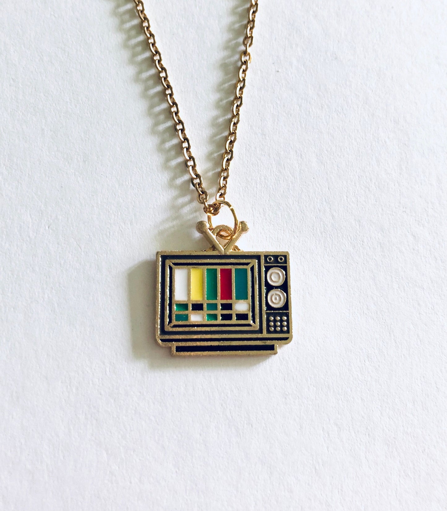 Retro TV Necklace, Old Fashioned Vintage Style Television Necklace, Gold Plated Chain